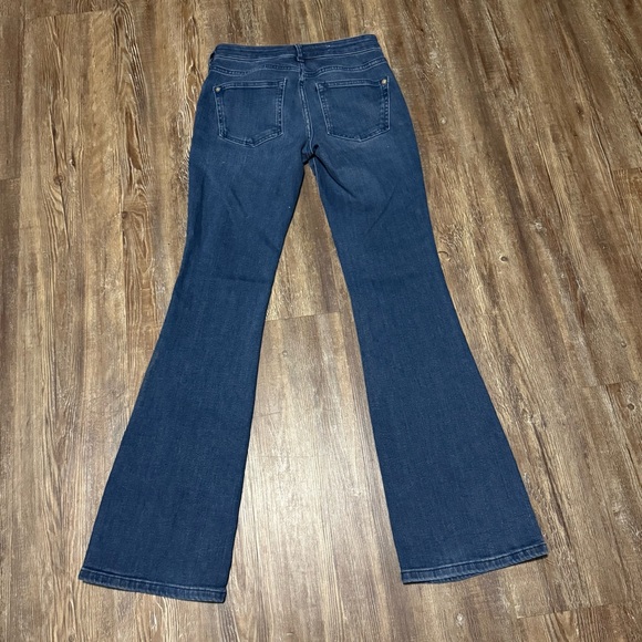 Pilcro The Icon Low Rise Flare Jeans Women's 25 Utility Pocket Stretch Denim - Picture 9 of 10